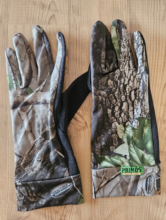 Primos Other - Primos Men's Camo Hunting Gloves